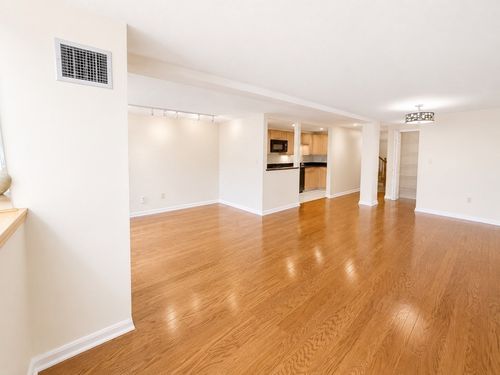 204-200 Market St, Lowell, MA, 01852-6239 | Card Image