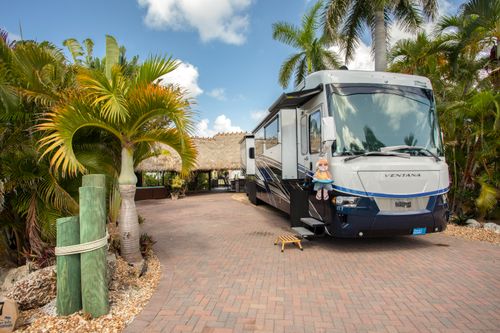 16-2950 Overseas Hwy, Key West, FL, 33040-6131 | Card Image