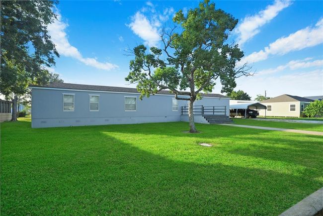 958 Wightman St, House other with 3 bedrooms, 2 bathrooms and null parking in Matagorda TX | Image 13