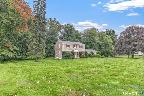63 Marathon Rd, Trumbull, CT, 06611-2656 | Card Image