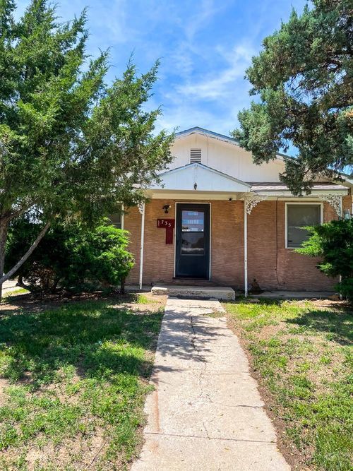 735 Poplar Ave, Las Animas, CO, 81054-1654 | Card Image