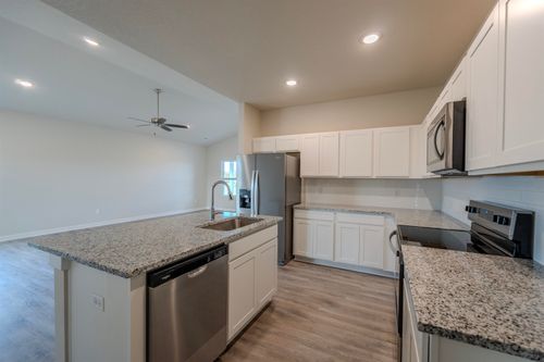 2888 S Maize Ct, Wichita, KS, 67215-8915 | Card Image