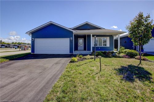 85 Lake Breeze Dr, Goderich, ON, N7A0B9 | Card Image