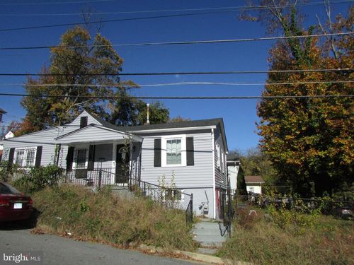 1629 Quarter Ave, CAPITOL HEIGHTS, MD, 20743-5318 | Card Image