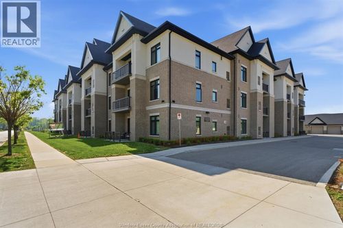 111-1855 Wyoming Ave, Lasalle, ON, N9H0N8 | Card Image