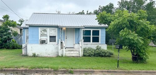 540 Hempstead Street W, Giddings, TX, 78942 | Card Image