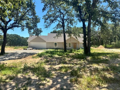 181 Agnes Cir, Springtown, TX, 76082-5823 | Card Image
