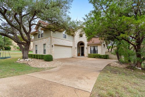 6 Monarch Oaks Ln, The Hills, TX, 78738-1420 | Card Image