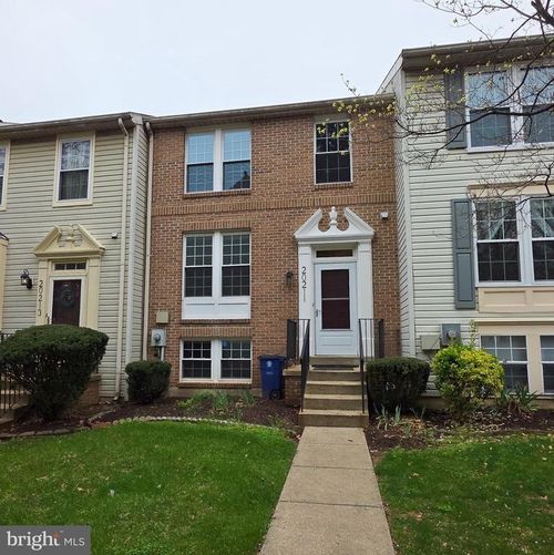 20211 Waters Row Ter, GERMANTOWN, MD, 20874-3892 | Card Image