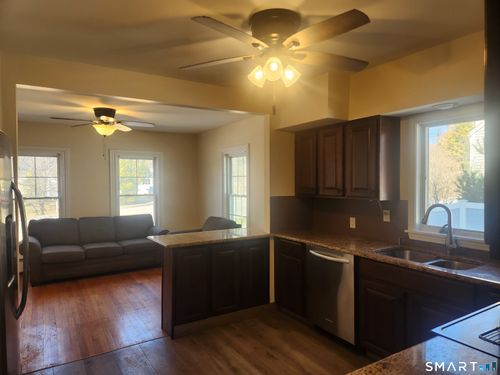 apt-2-2 Tolland Grn, Tolland, CT, 06084-3049 | Card Image