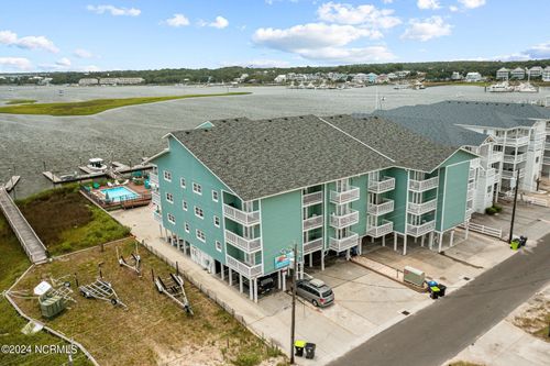 apt-10-111 Florida Ave, Carolina Beach, NC, 28428-6093 | Card Image