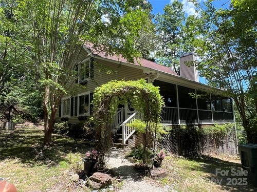 430 Laurel Heights Ln, Tryon, NC, 28782-5625 | Card Image