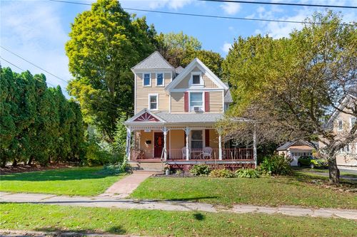 105 Prospect St, Newark, NY, 14513-1841 | Card Image