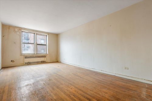 apt-5r-67 Clyde St, Forest Hills, NY, 11375-4068 | Card Image