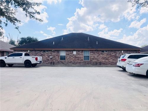 2412 N 31st Ln, McAllen, TX, 78501-6593 | Card Image