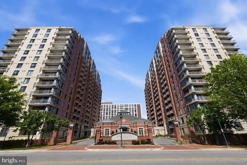 1020-11710 Old Georgetown Rd, NORTH BETHESDA, MD, 20852-2697 | Card Image