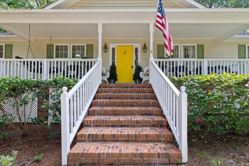 285 Atkinson Farm Cir, Garner, NC, 27529-8260 | Card Image