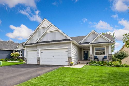 1558 Spruce St, Farmington, MN, 55024-1819 | Card Image