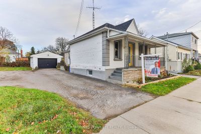 419 Upper Sherman Ave, House other with 3 bedrooms, 1 bathrooms and 7 parking in Hamilton ON | Image 3