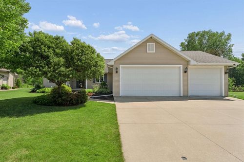 W6445 Cherrybark Circle, HARRISON, WI, 54952 | Card Image
