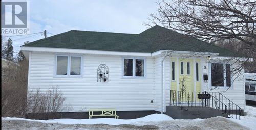 9 Exploits Ave, Grand Falls-Windsor, NL, A2A1M3 | Card Image
