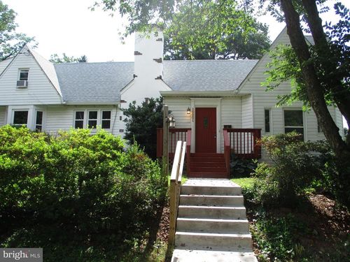 10001 Dallas Ave, SILVER SPRING, MD, 20901-2240 | Card Image