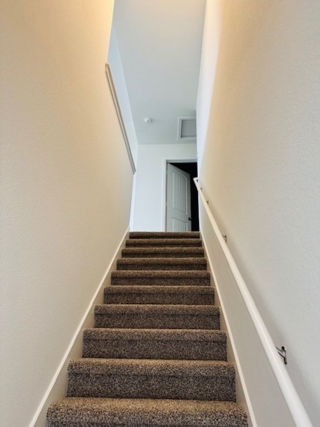 425 Frogmore Loop, House other with 4 bedrooms, 3 bathrooms and 2 parking in Uhland TX | Image 7