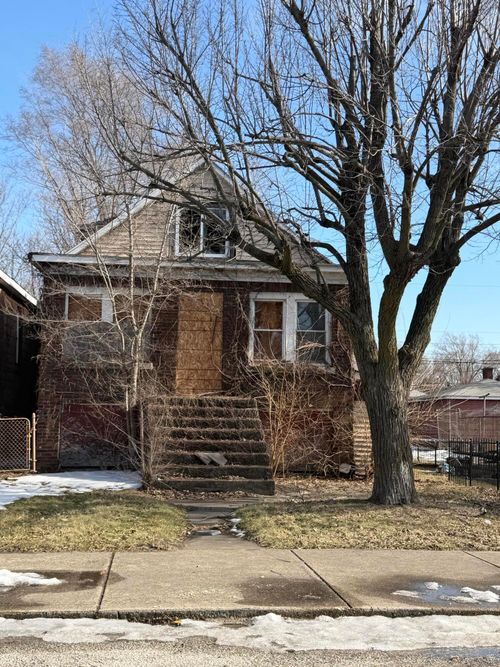 2415 Jefferson St, Gary, IN, 46407-3515 | Card Image
