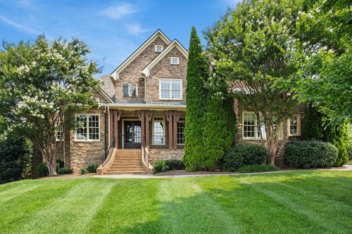 9504 Wexcroft Dr, Brentwood, TN, 37027-3823 | Card Image