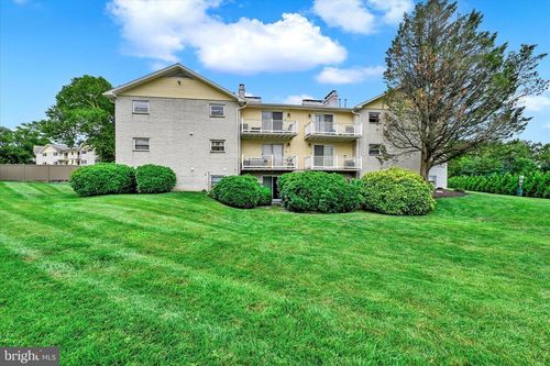 apt-1b-8 Warren Lodge Ct, COCKEYSVILLE, MD, 21030-2563 | Card Image