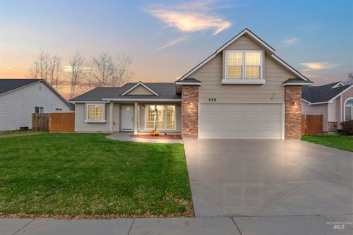 658 E Huckleberry Ct, Kuna, ID, 83634-2358 | Card Image
