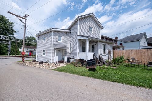 321 S 5th St, West Newton, PA, 15089-1311 | Card Image