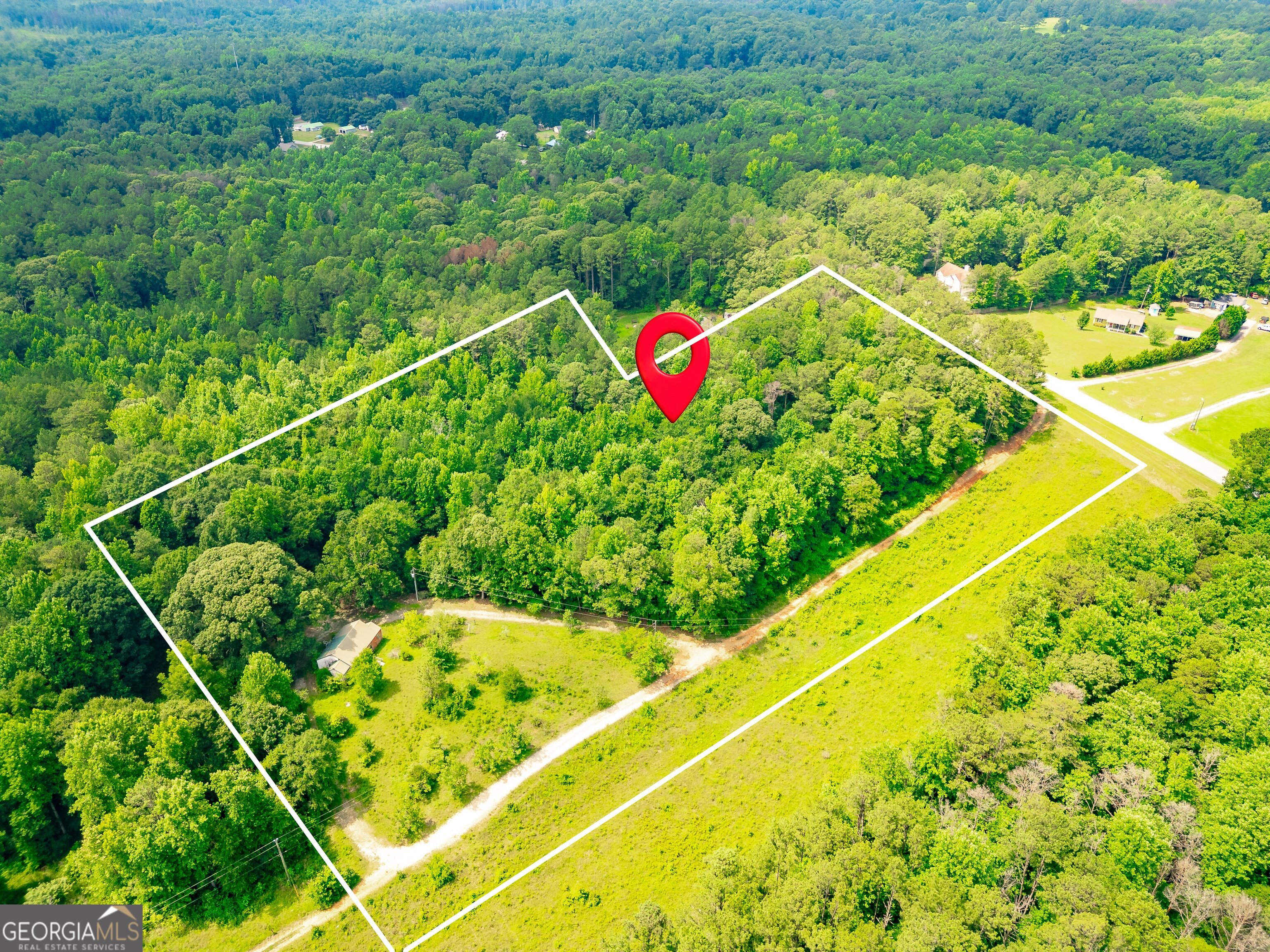 Land in Newnan