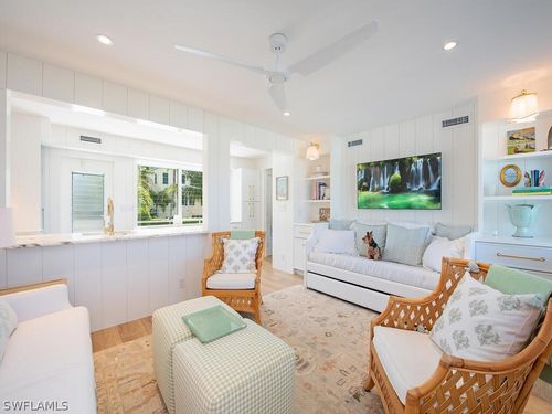 299b-299 8th Ave S, NAPLES, FL, 34102-6870 | Card Image