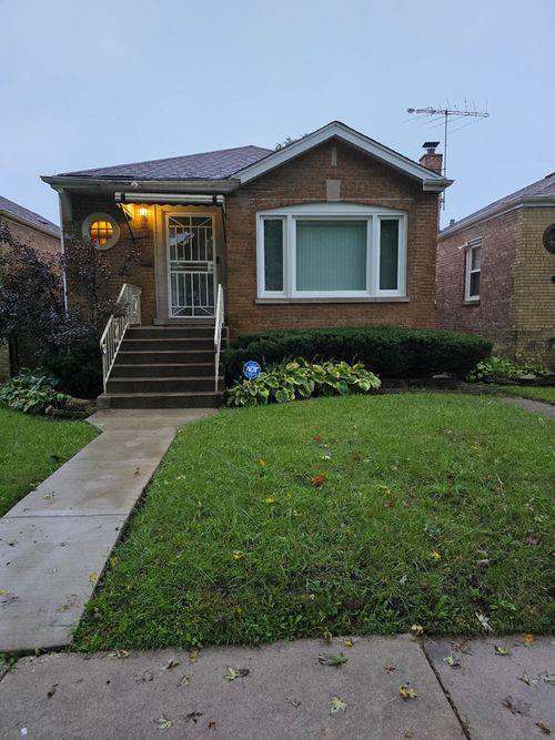14225 S Wallace Ave, Riverdale, IL, 60827-2324 | Card Image