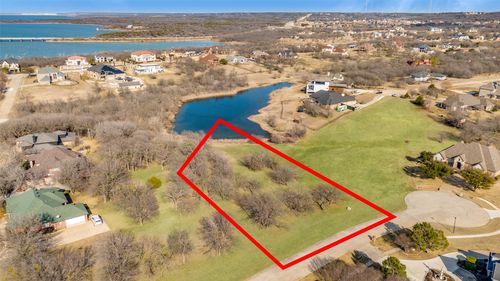 1111 Lake Vista Ct, Cedar Hill, TX, 75104-6930 | Card Image