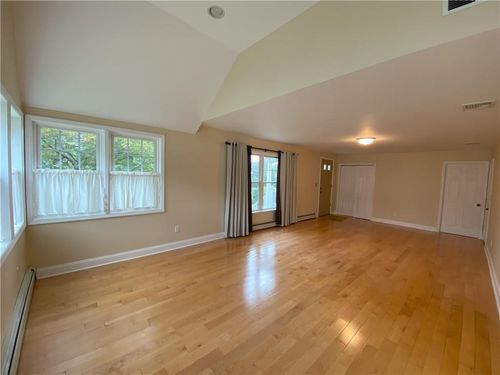 46 Central Dr, Nanuet, NY, 10954-1205 | Card Image