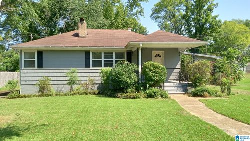 115 Lakeland Ave, HUEYTOWN, AL, 35023-2825 | Card Image