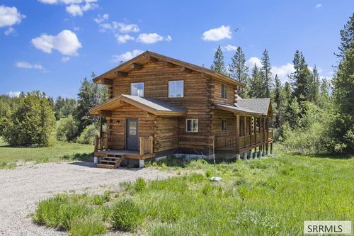 1644 Shadow Loop S, Ashton, ID, 83420-7748 | Card Image