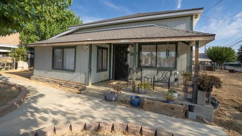 287 E Pleasant St, Coalinga, CA, 93210-2623 | Card Image