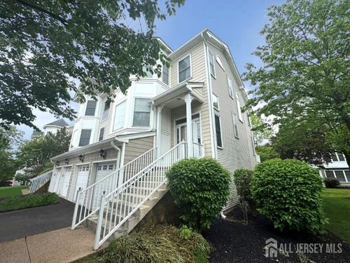 51 S Shore Dr, South Amboy, NJ, 08879-3433 | Card Image