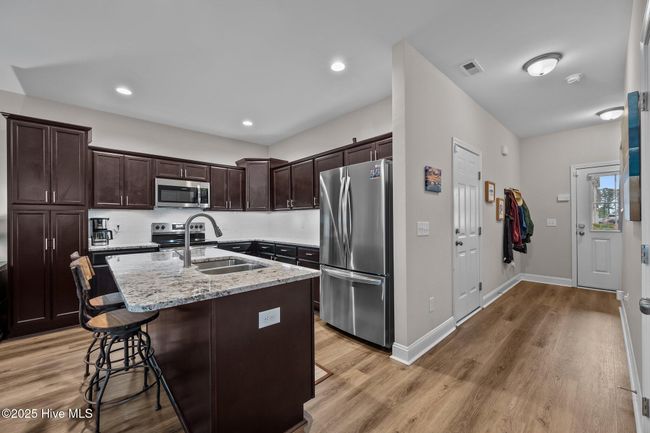323 S Stingray Ln, Townhouse with 3 bedrooms, 3 bathrooms and 1 parking in Sneads Ferry NC | Image 7