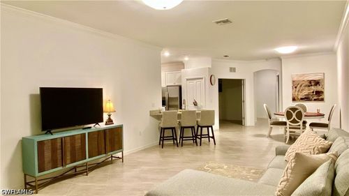 2066 Tamarron Ln, NAPLES, FL, 34120-5700 | Card Image