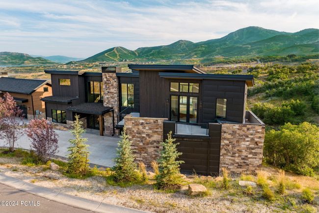 1319 W Skyridge Dr, Home with 7 bedrooms, 9 bathrooms and null parking in Mayflower Mnt UT | Image 71