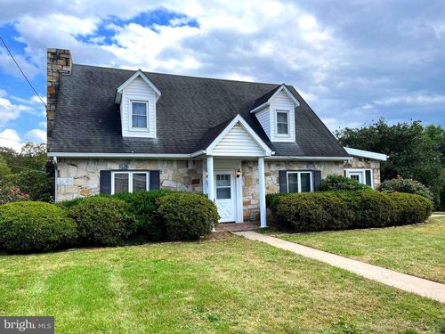 216 Maryland Ave, HANCOCK, MD, 21750-1030 | Card Image