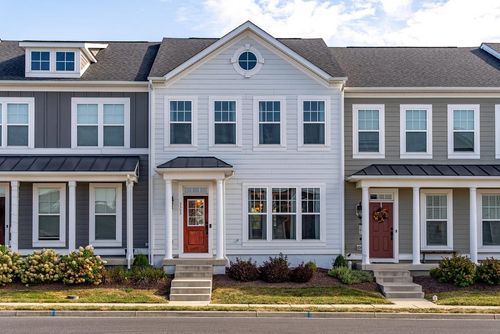 3353 Battery Park Pl, ROCKINGHAM, VA, 22801-3587 | Card Image