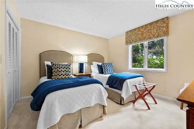 Guest Bedroom | Image 18