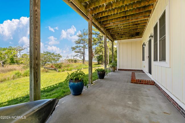 5 West Ct, House other with 6 bedrooms, 5 bathrooms and 1 parking in Pine Knoll Shores NC | Image 49