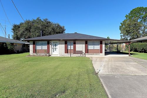 1314 Tiger Dr, Thibodaux, LA, 70301-4237 | Card Image