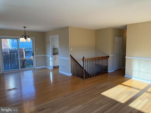 12708 Valleywood Dr, WOODBRIDGE, VA, 22192-3218 | Card Image